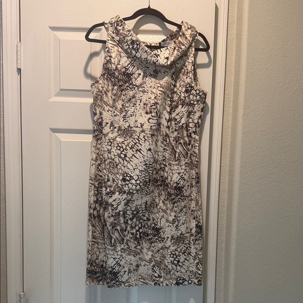 Sleeveless Snake Print Dress
